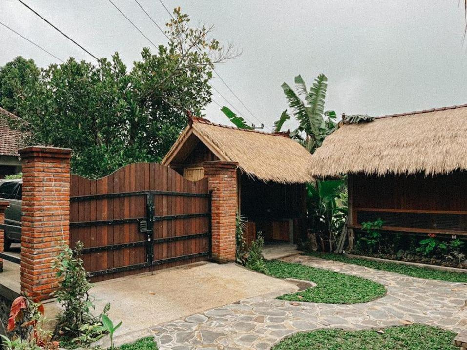 Pondok Apsari 2 Singaraja Exterior foto